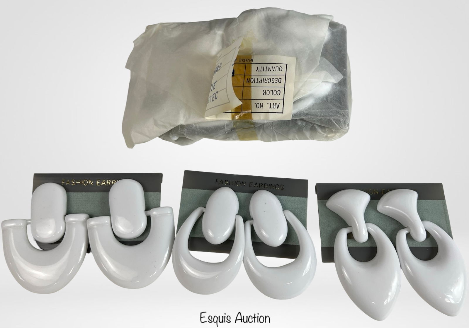 Two Dozen New White Statement Earrings (1 of 1)