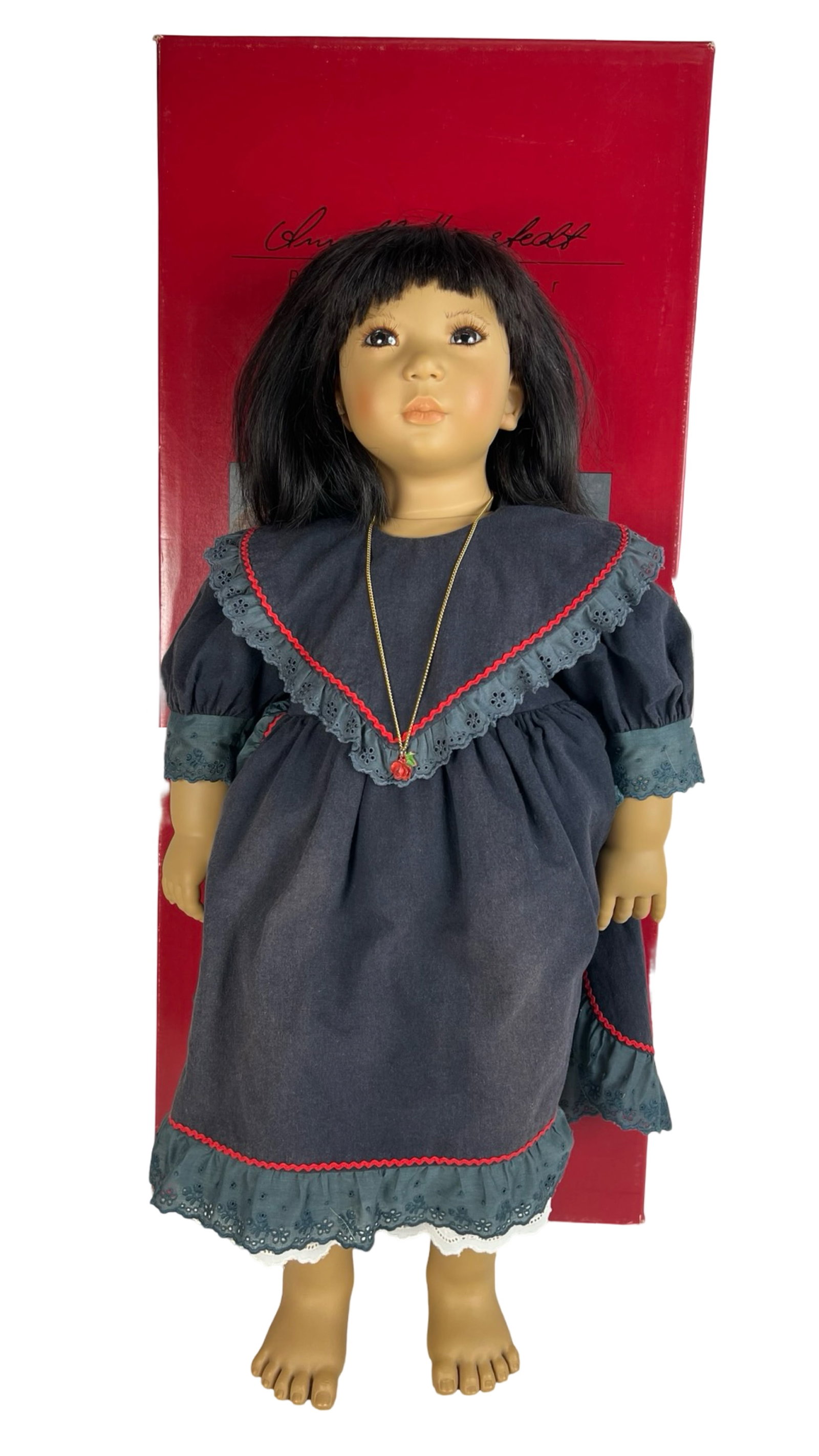 Annette Himstedt "Shireem" 26" Artistl Doll: From the 1991 "Faces of Friendship" collection by Annette Himstedt, this is the 26" vinyl doll "Shireem," numbered 2725 in the limited edition. She features lifelike details including inset acrylic ey