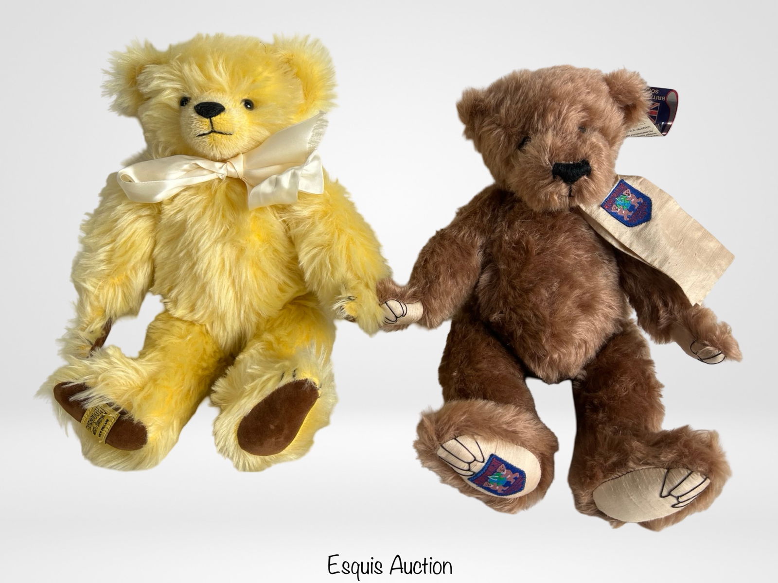 2 Limited Edition Merrythought Mohair Teddy Bears (1 of 7)
