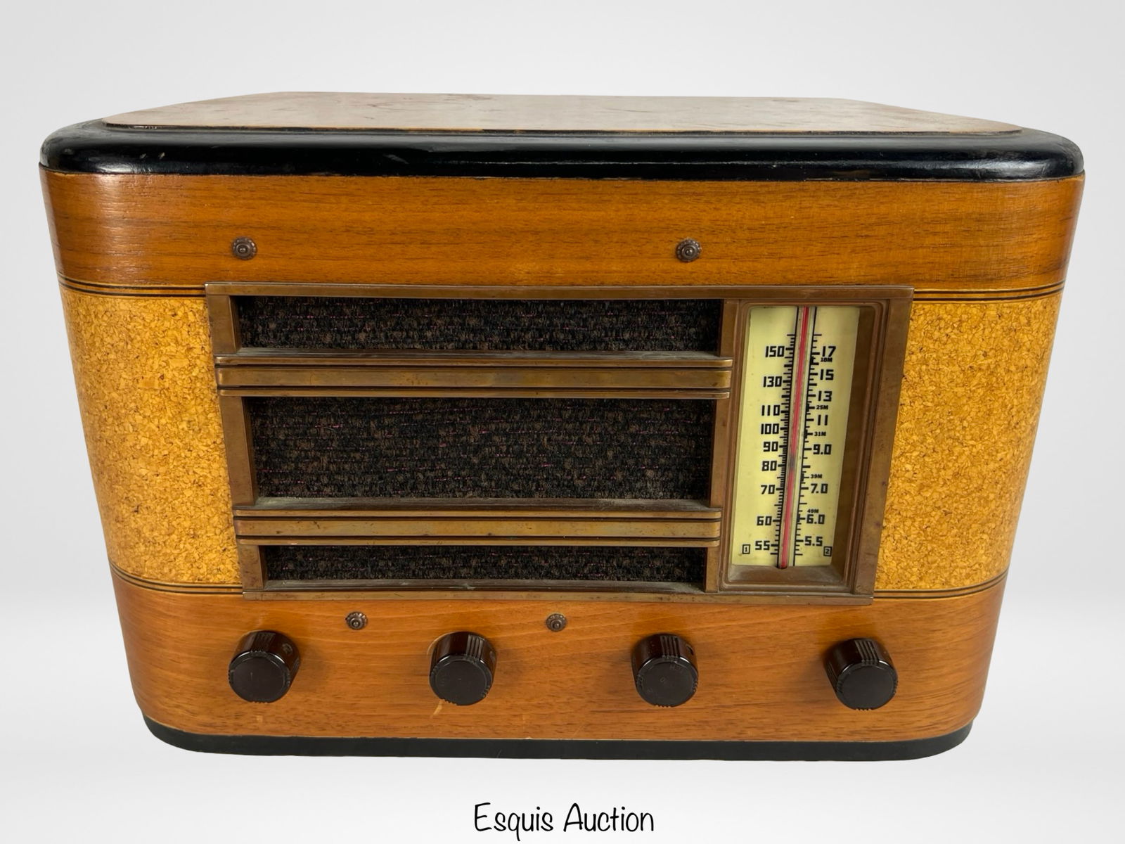 Antique 1930s International Kadette Tube Radio (1 of 5)