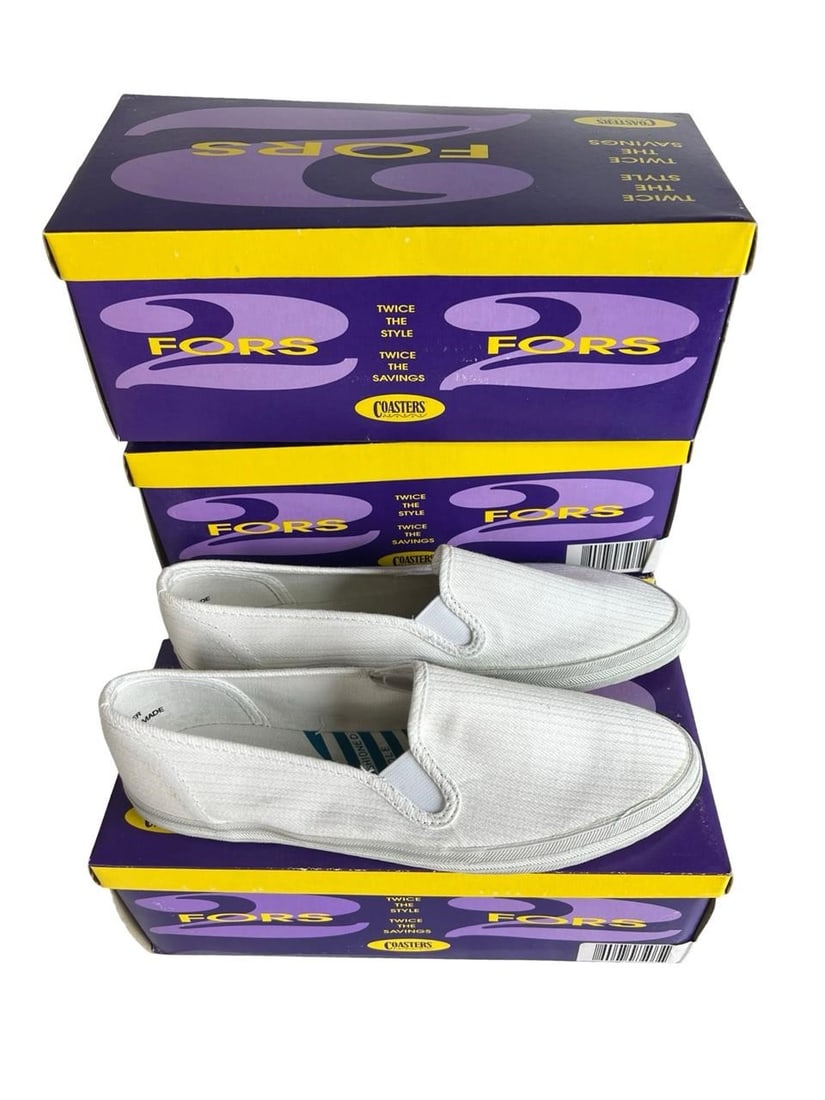 Lot of 9 Pairs of Womans and Unisex Shoes Sz9: Assorted lot of 9 pairs of men's and unisex shoes in various styles and colors. Includes white canvas slip-on sneakers by Coasters (boxed), navy loafers by Dr. Max with stitched details, red leatheret