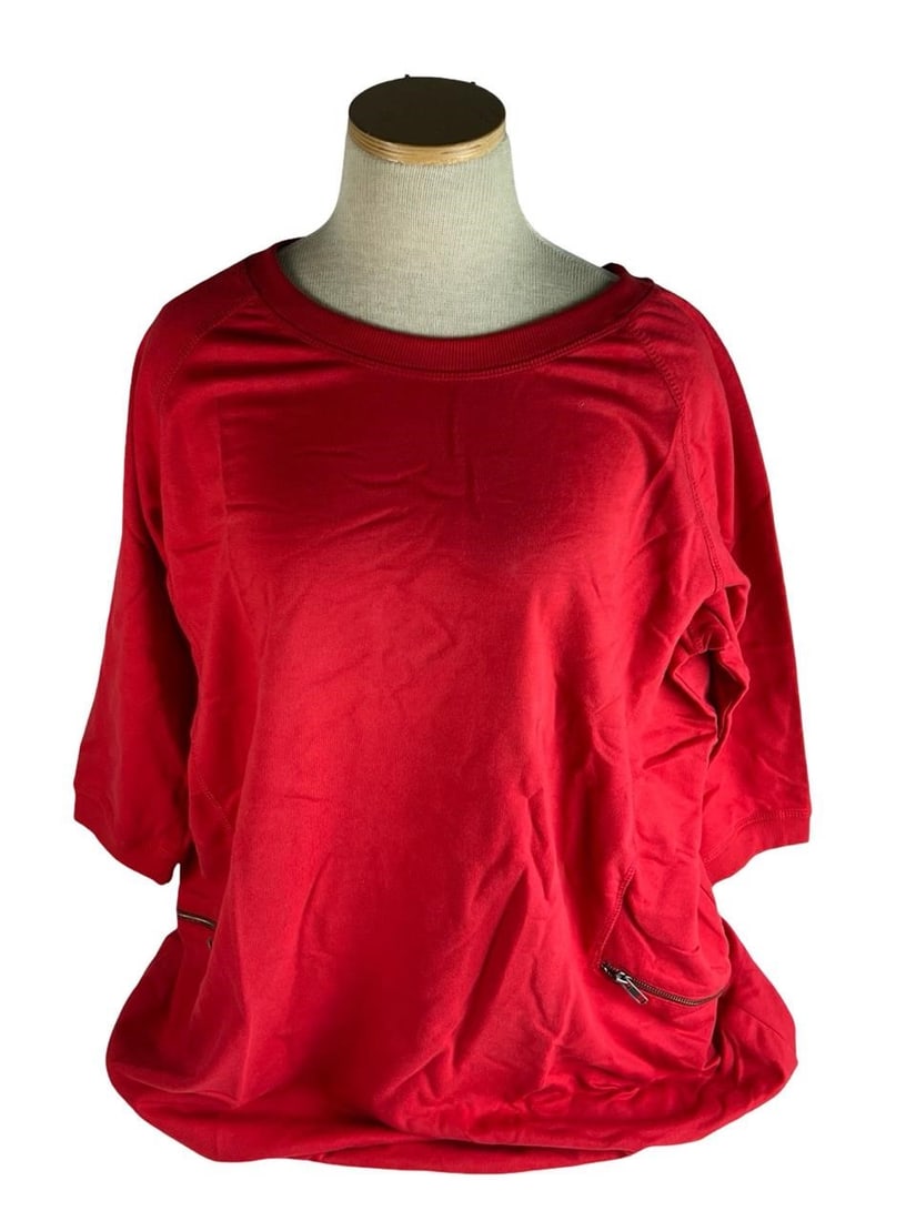 Lot of Women's Tunic Tops with Zipper Pockets - XL: Collection of women's casual tunic-style tops in size 18/20 (XL). Each top features a relaxed fit with short sleeves and functional side zipper pocket accents. Made from a soft fabric blend for everyd