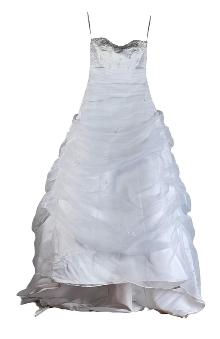David's Bridal White Wedding Gown Dress: A stunning David's Bridal wedding gown in white, featuring a beaded bodice with intricate floral embroidery. The gown boasts a strapless design with a sweetheart neckline and thin spaghetti straps for