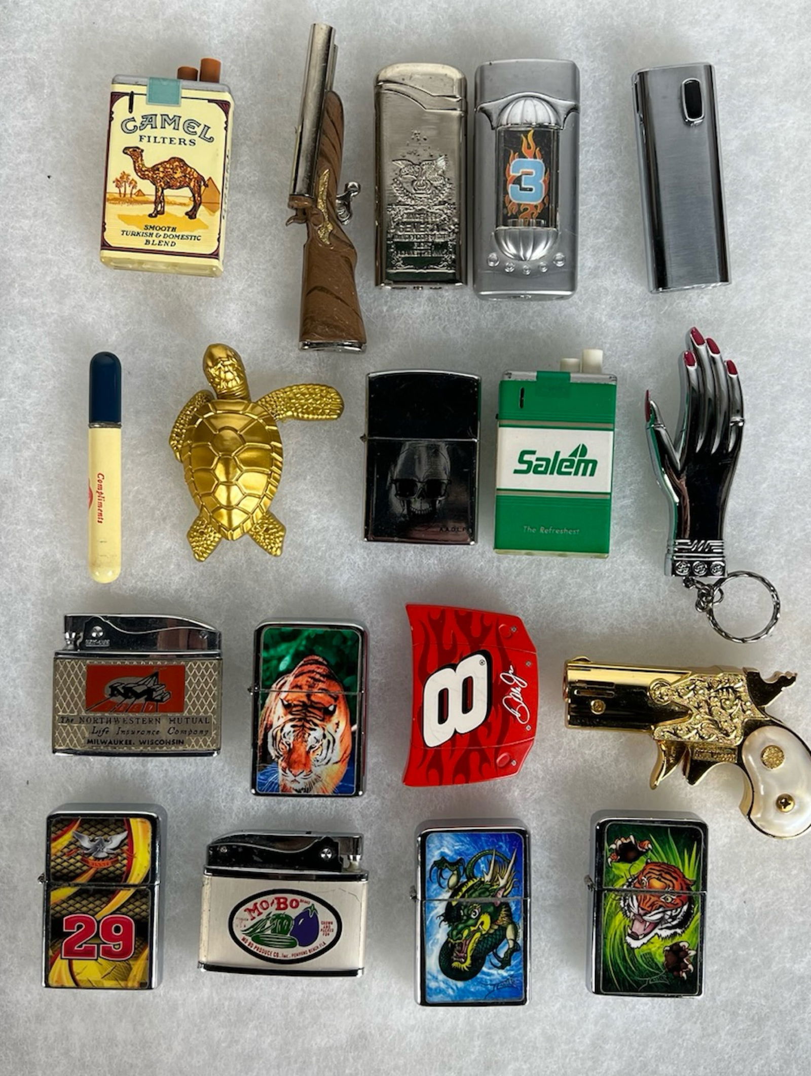 Group of Vintage Cigarette Lighters (1 of 1)