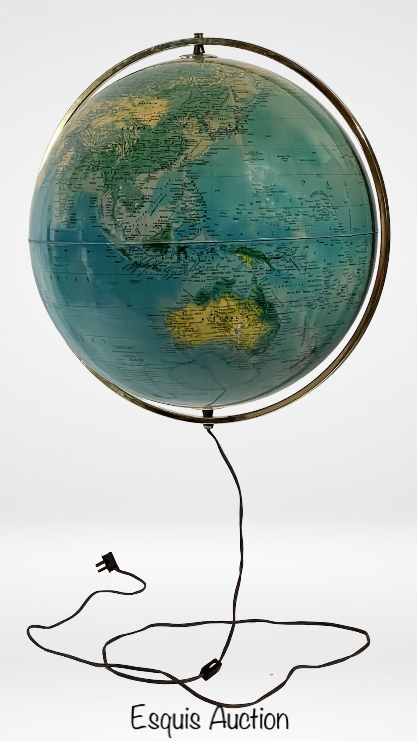 Vintage "Geoscope" 20" Illuminated World Globe (1 of 5)