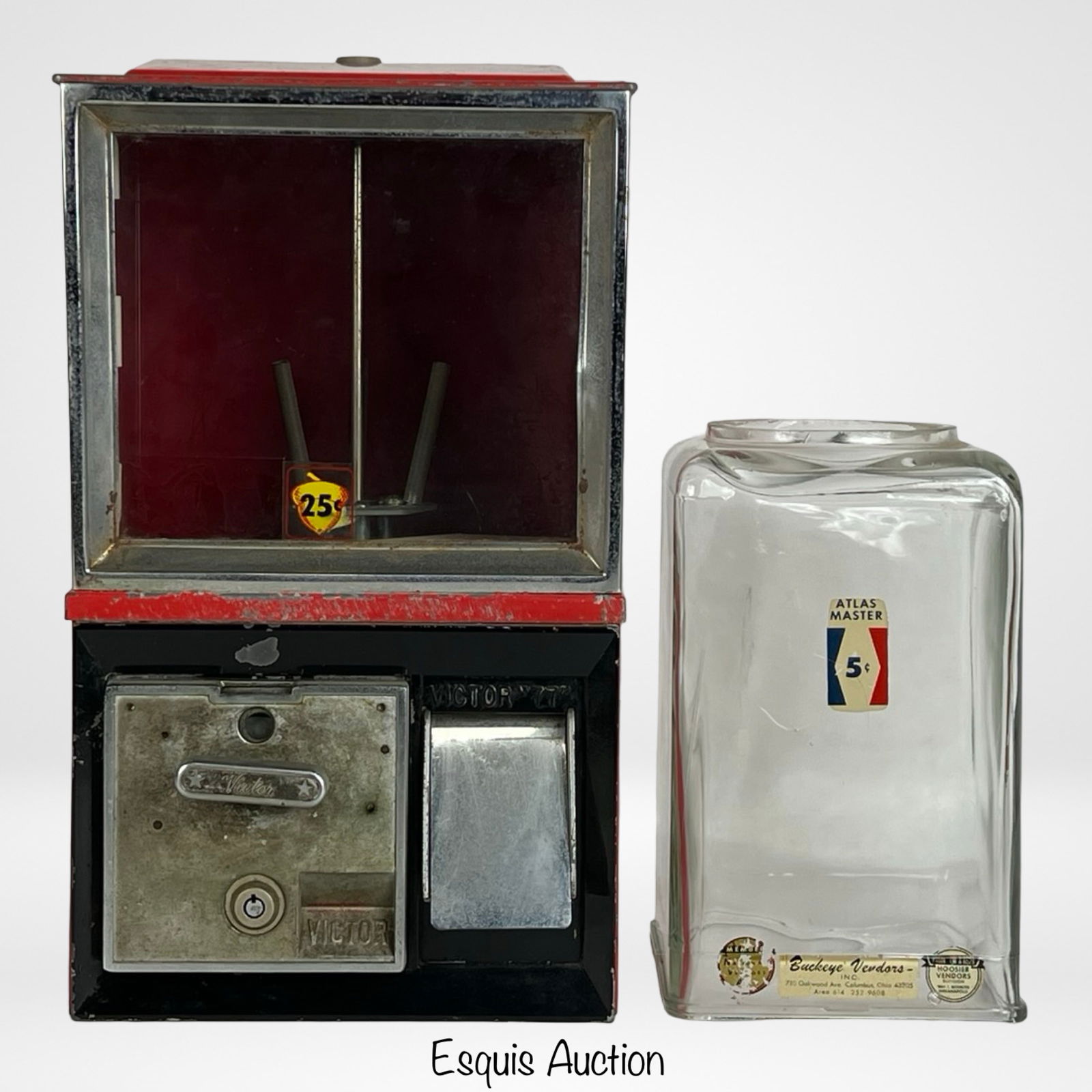 Victor "77" Gumball Vending Machine & Atlas Master (1 of 7)