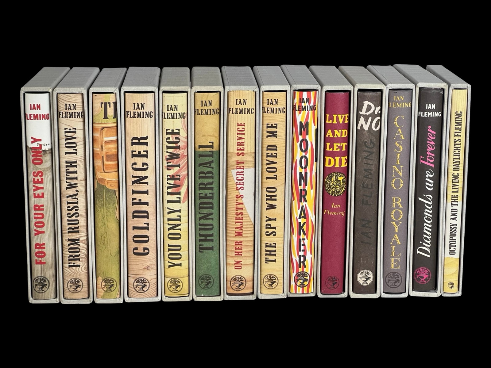 James Bond Complete First Edition Library Book Set: Complete 14-volume facsimile set of Ian Fleming's iconic James Bond novels, published by The First Edition Library (FEL) in collaboration with Glidrose Publications Ltd. and Jonathan Cape Ltd. Each vo
