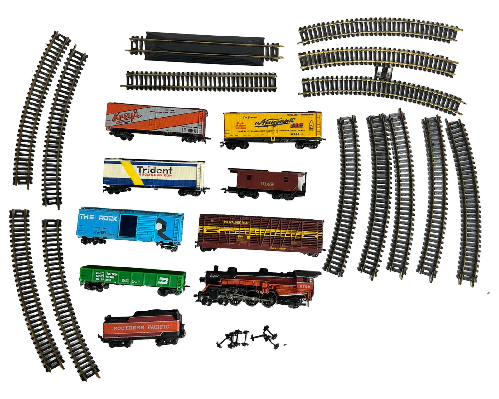 HO Scale Train Lot with Model Power Steam Loco (1 of 3)