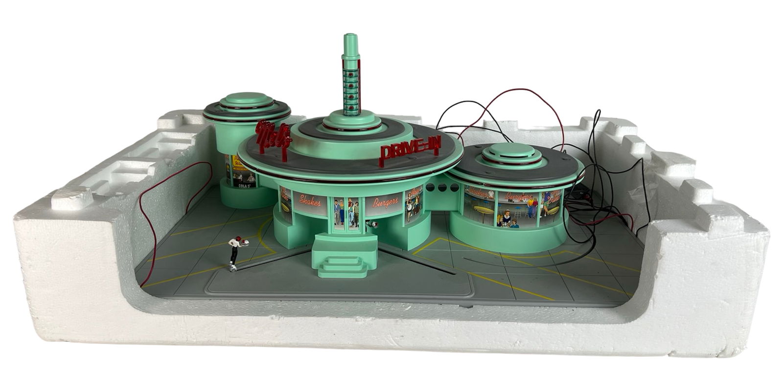 MTH Rail King Mel's Operating Drive-In Diner (1 of 5)
