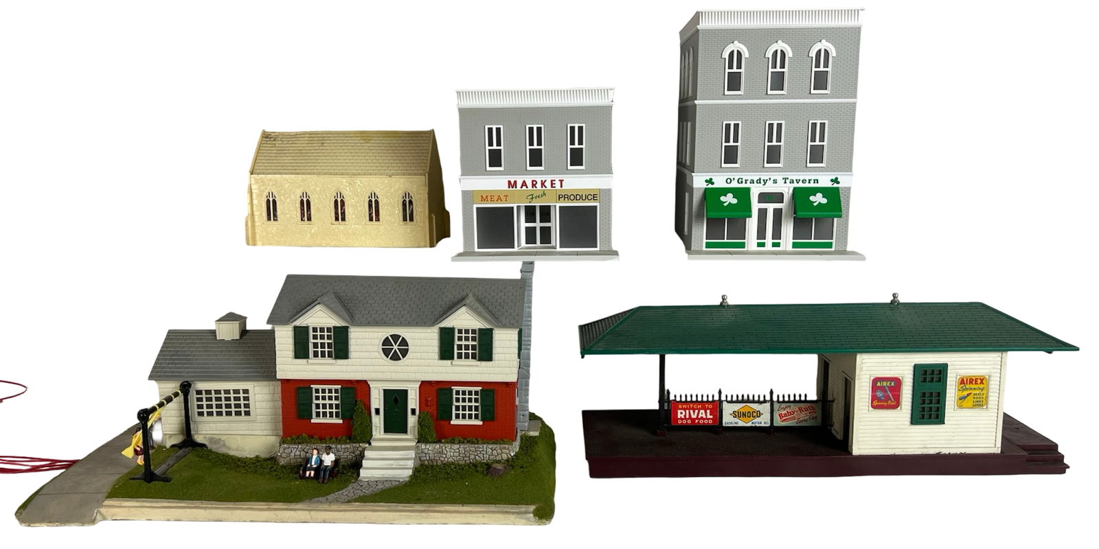 Lionel & Plasticville Train Buildings (1 of 8)