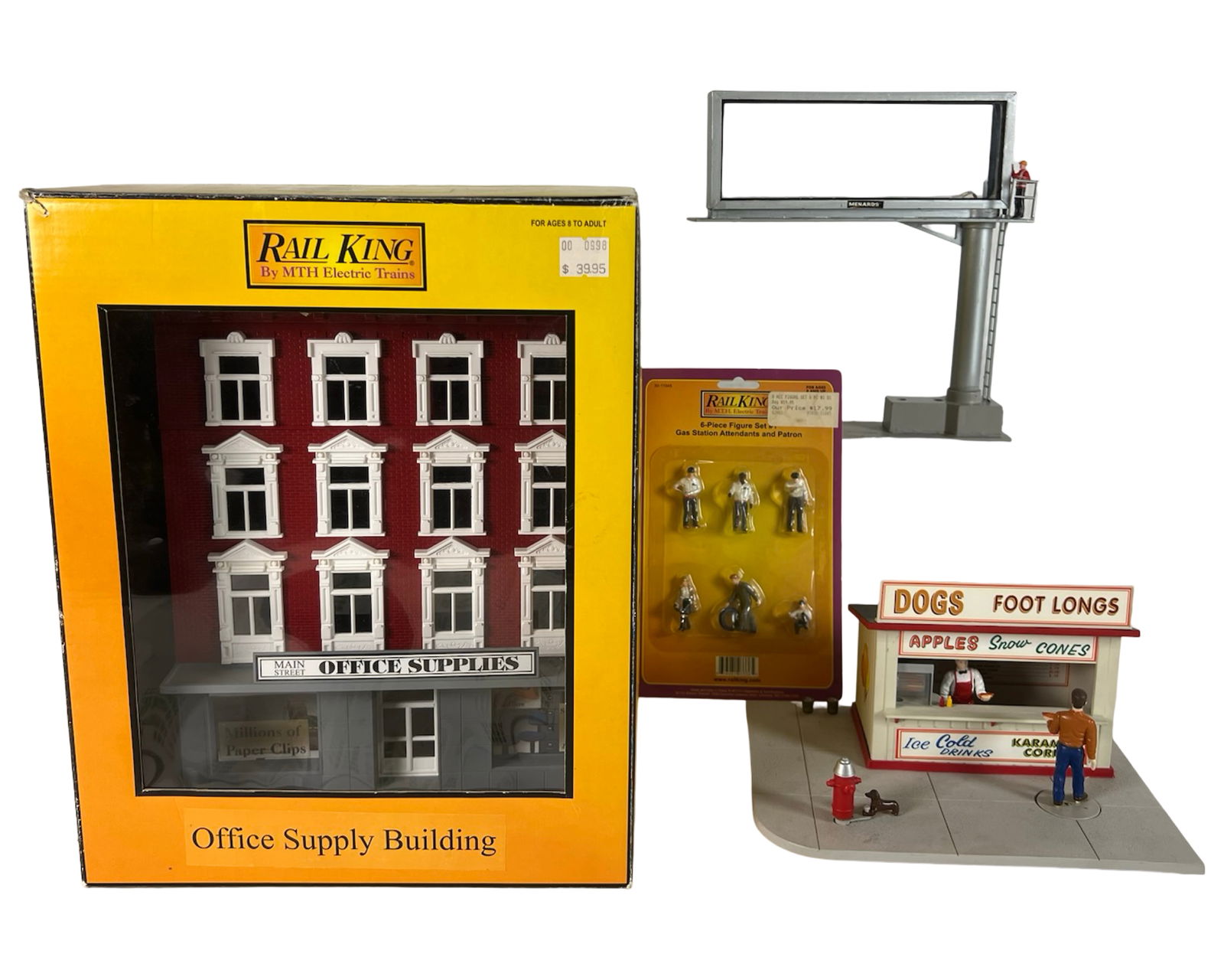 Lot of Railroad Accessories- Lionel, RailKing (1 of 10)