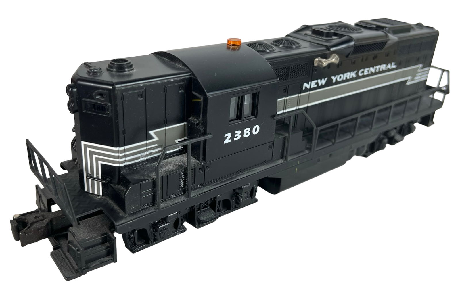 Lionel New York Central GP-9 Diesel Locomotive (1 of 3)