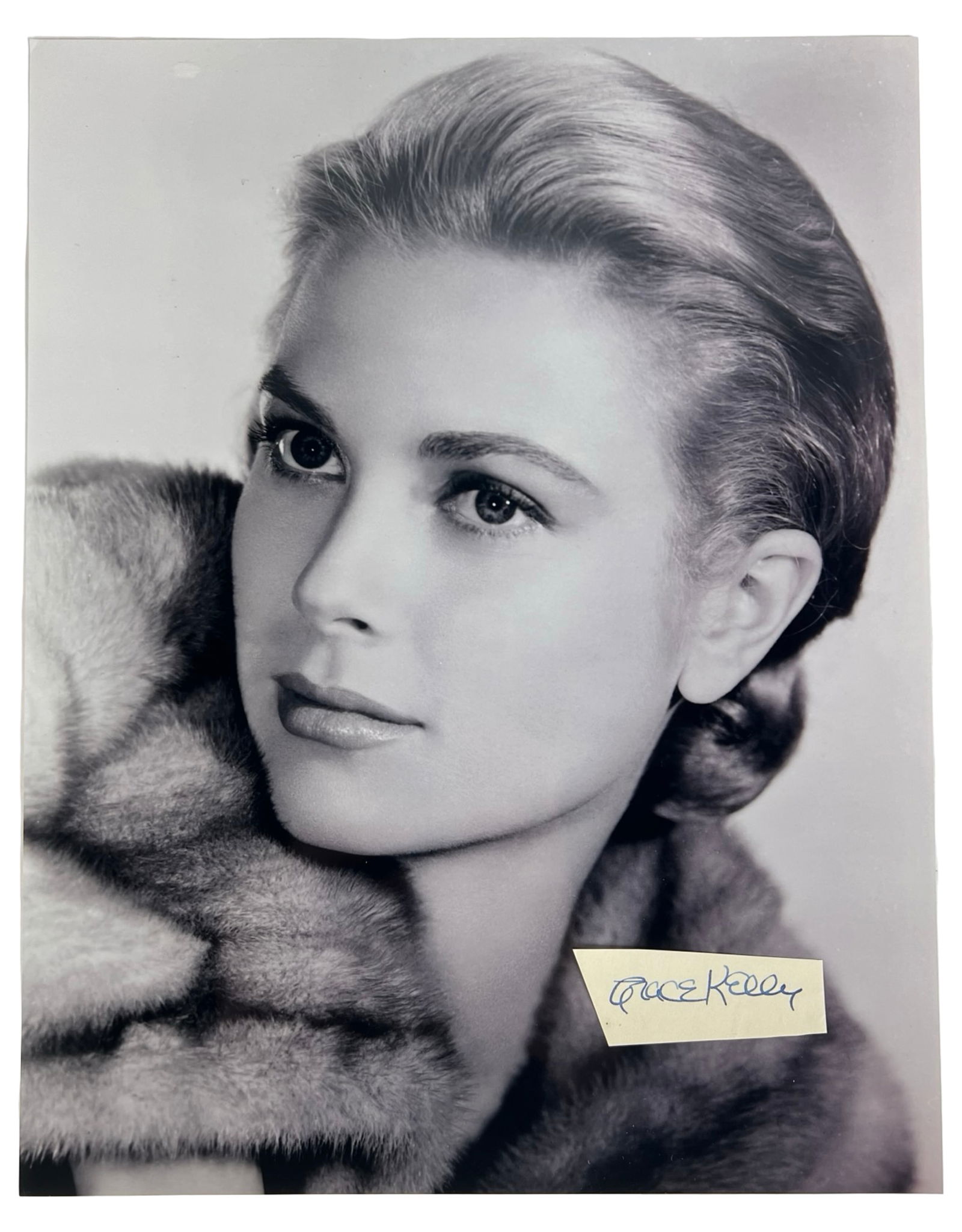 Grace Kelly Autograph / Signature with Large Photo (1 of 3)