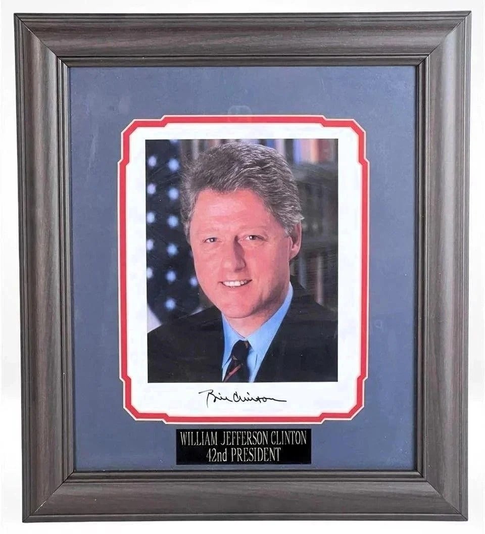 President Bill Clinton Autographed Photograph (1 of 3)