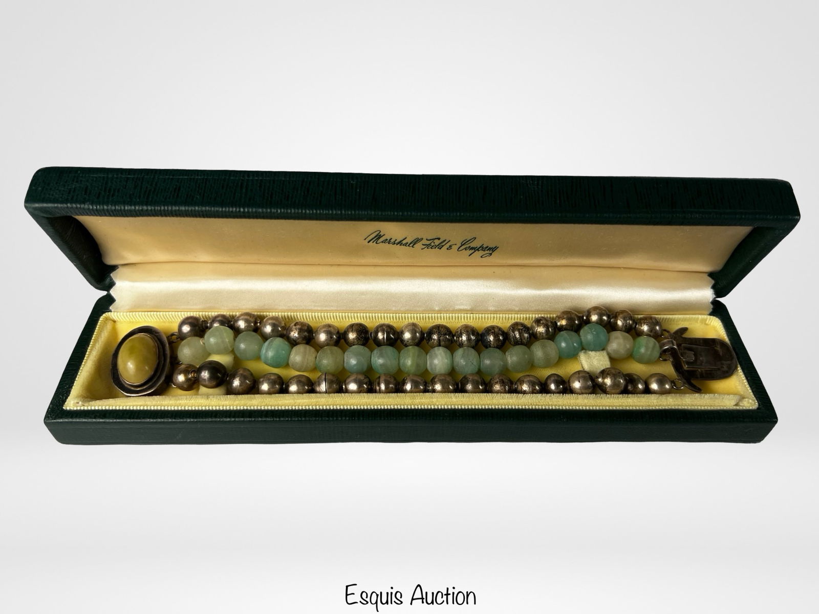 Vintage Beaded Bracelet- Jadeite Beads (1 of 4)