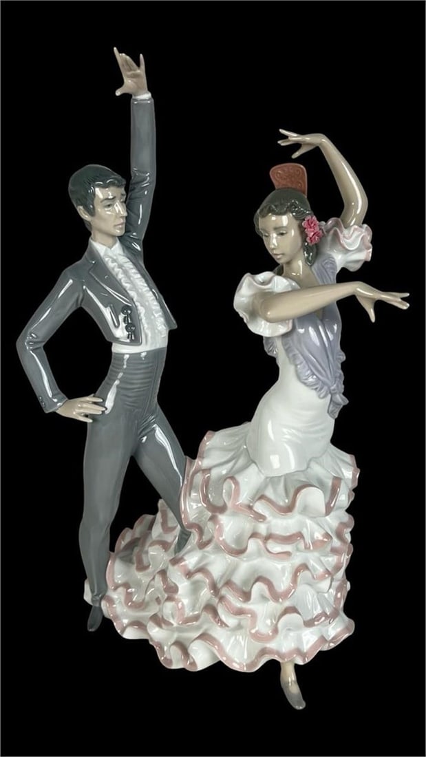Lladro Porcelain Figurine "A Passionate Dance" (1 of 7)