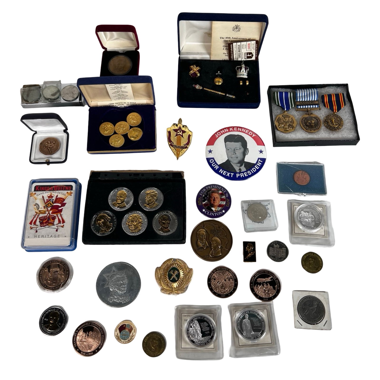Exonumia & Medals Collection - Coins, Pins, Badges: A diverse mixed collection of exonumia and commemorative items featuring coins, medals, pins, badges, and political and historical memorabilia. The group includes boxed and loose pieces, medal sets, c