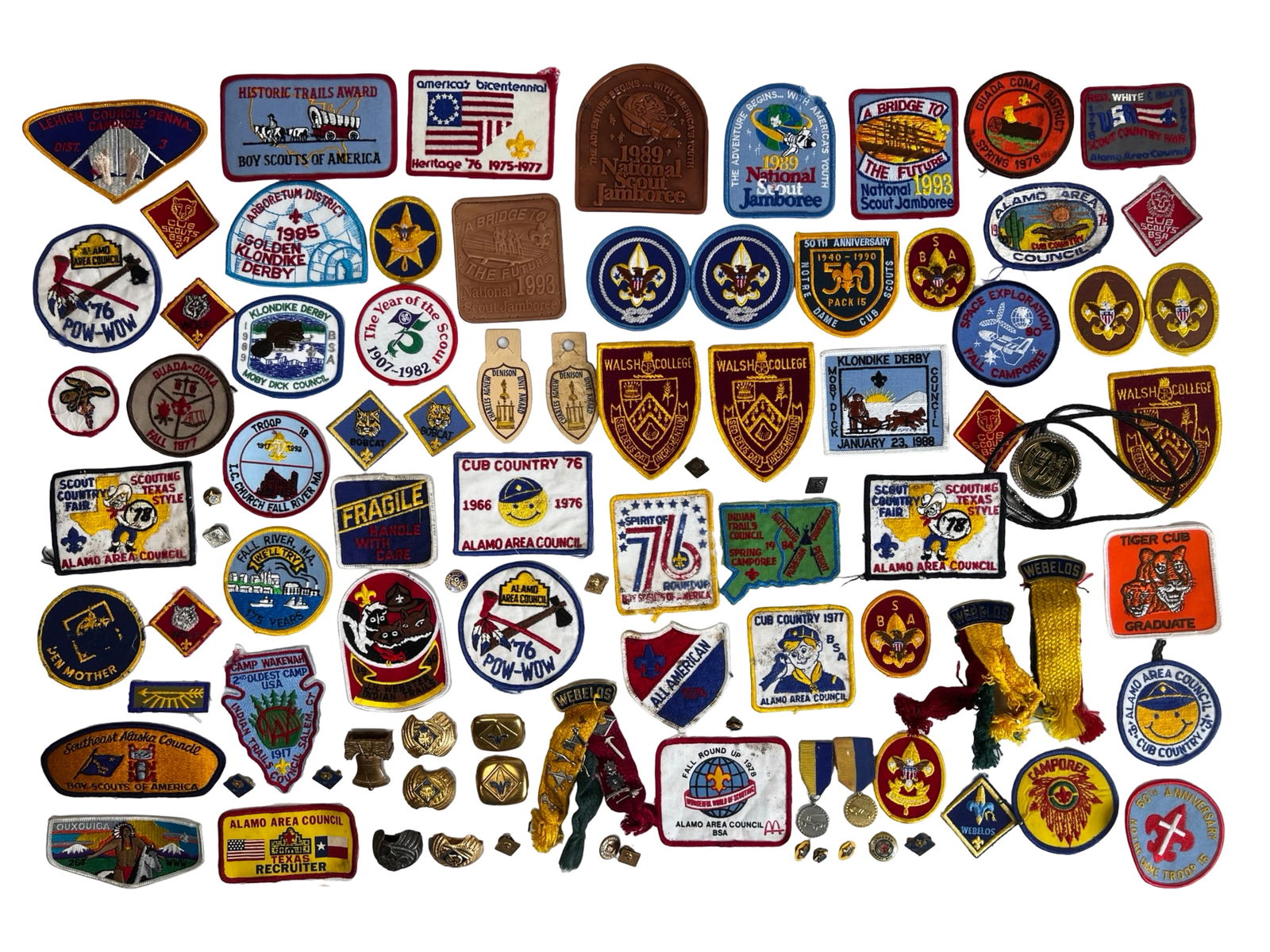 Vintage Boy Scouts of America Patches Medals Pins (1 of 5)