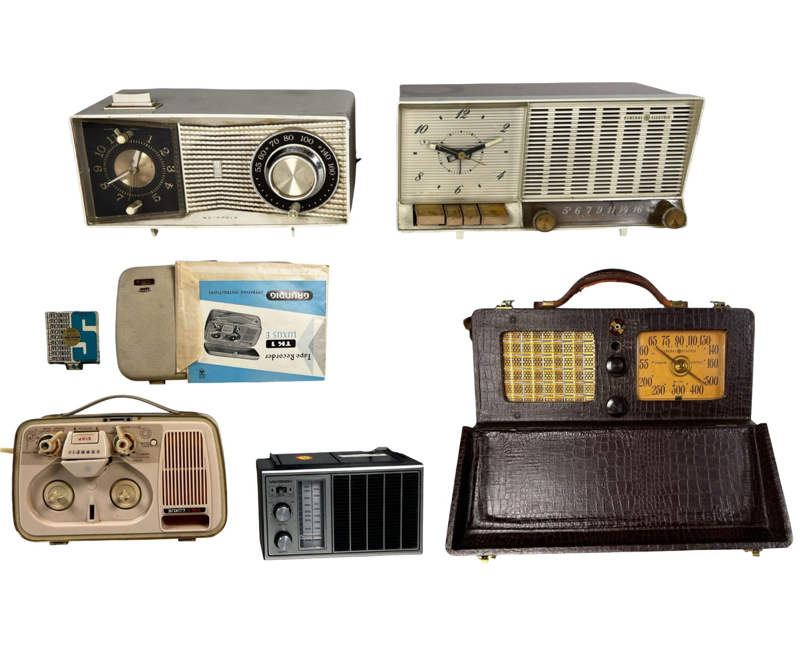 Vintage Radio Lot- Grundig, GE, Motorola (1 of 7)