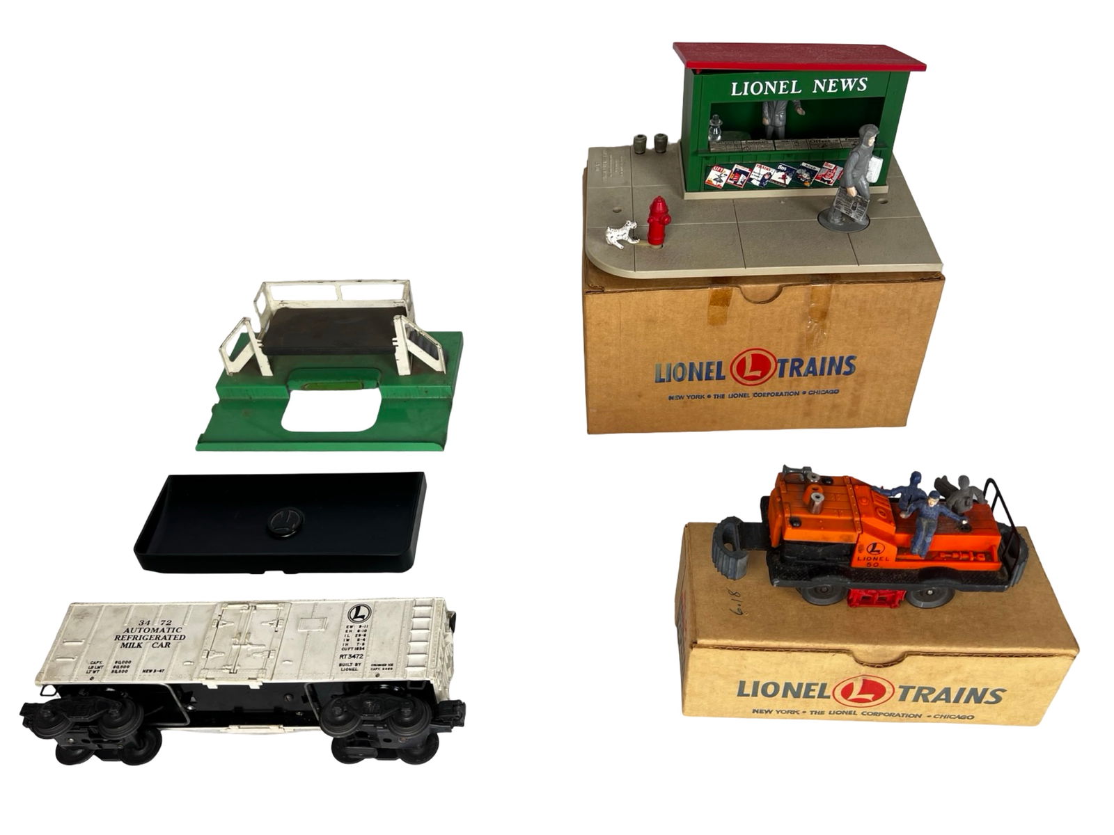 Post-War Lionel O Gauge Accessories & Cars Group (1 of 5)