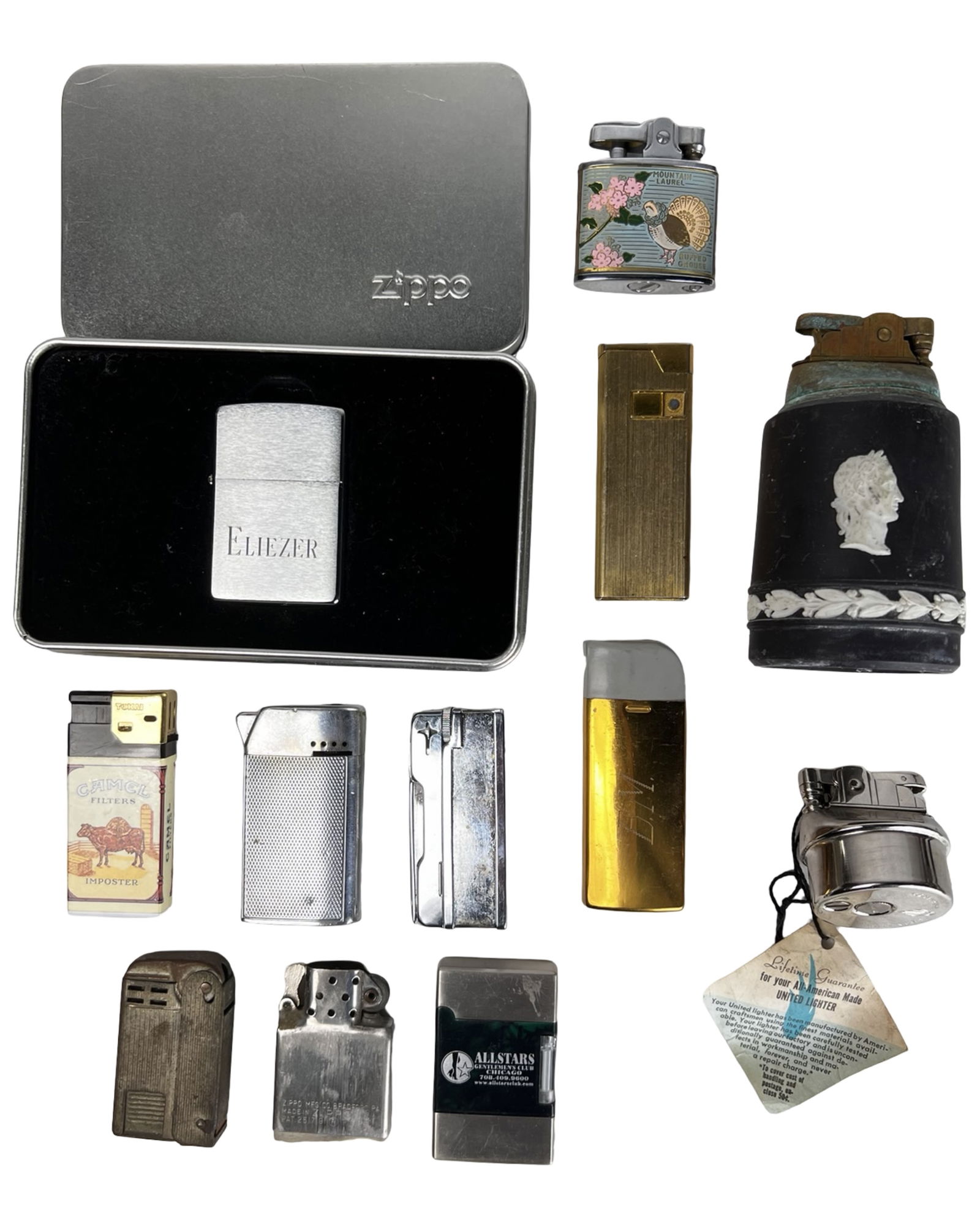 Group of Vinrtage Cigarette Lighters- Zippo (1 of 1)