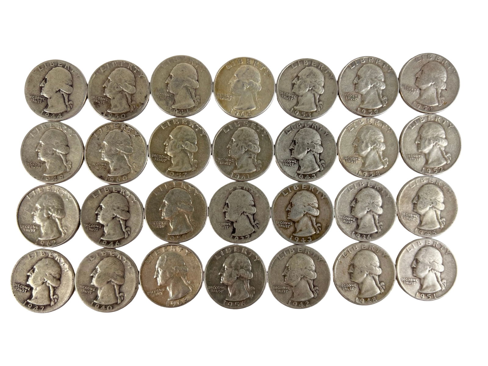 28 US Silver Washington Quarter Dollar Coins: 28 US Silver Washington Quarter Dollar Coins. Various Years.