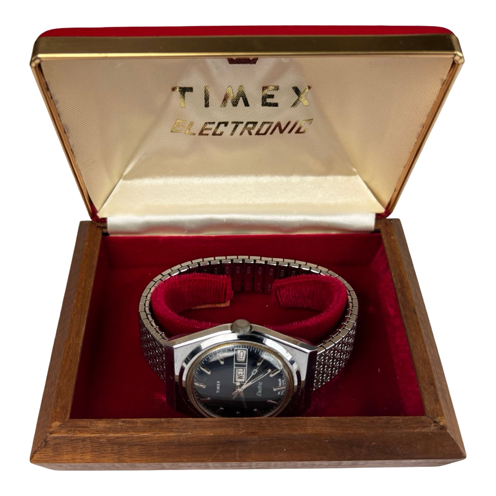 Vintage Timex Men's Electric Wrist Watch in Box: Vintage Timex Men's Electric Wrist Watch in Original Box. Some age related wear, untested w/o battery.