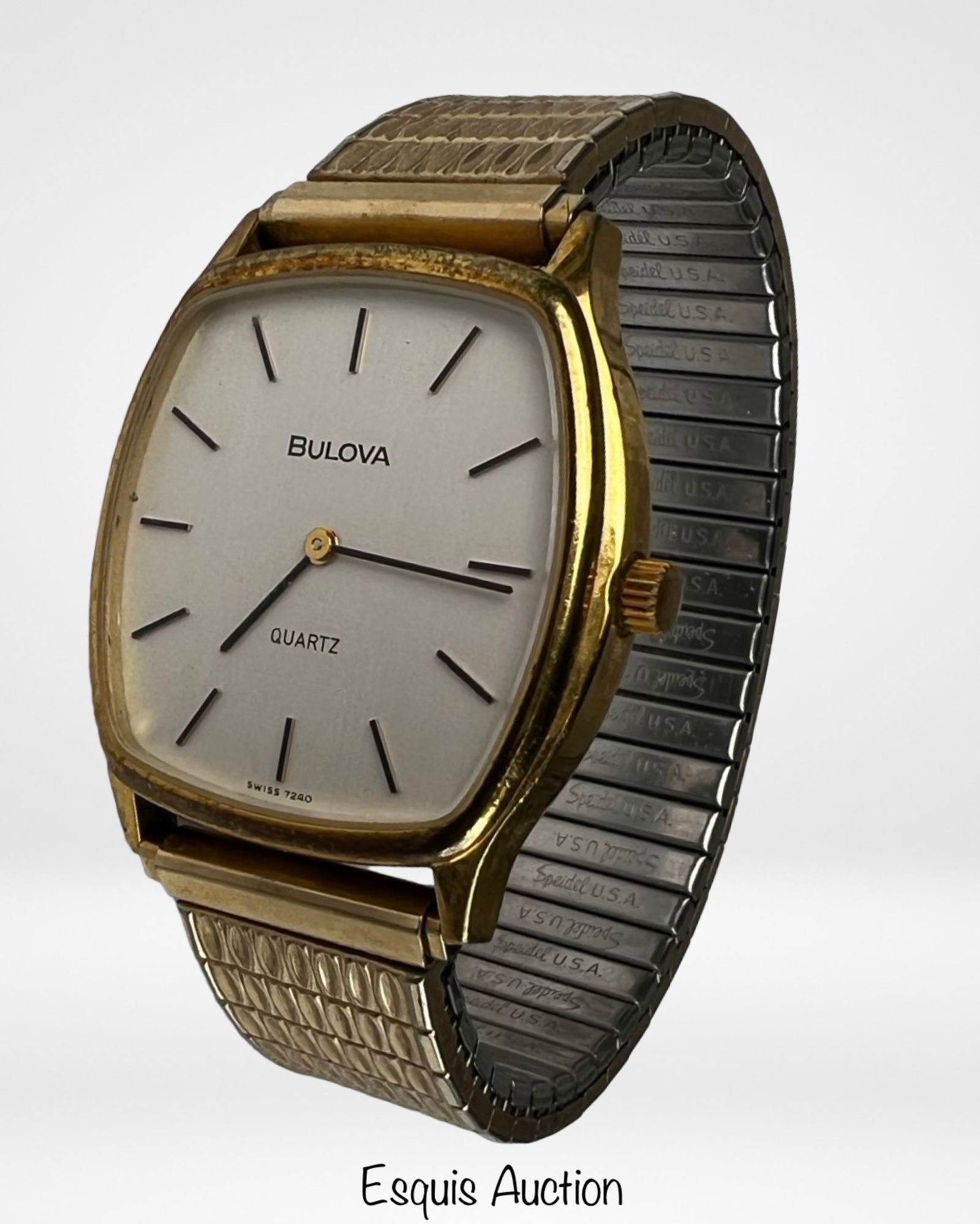 Vintage Men's Bulova Wrist Watch: Vintage Men's Bulova Wrist Watch. Working condition.