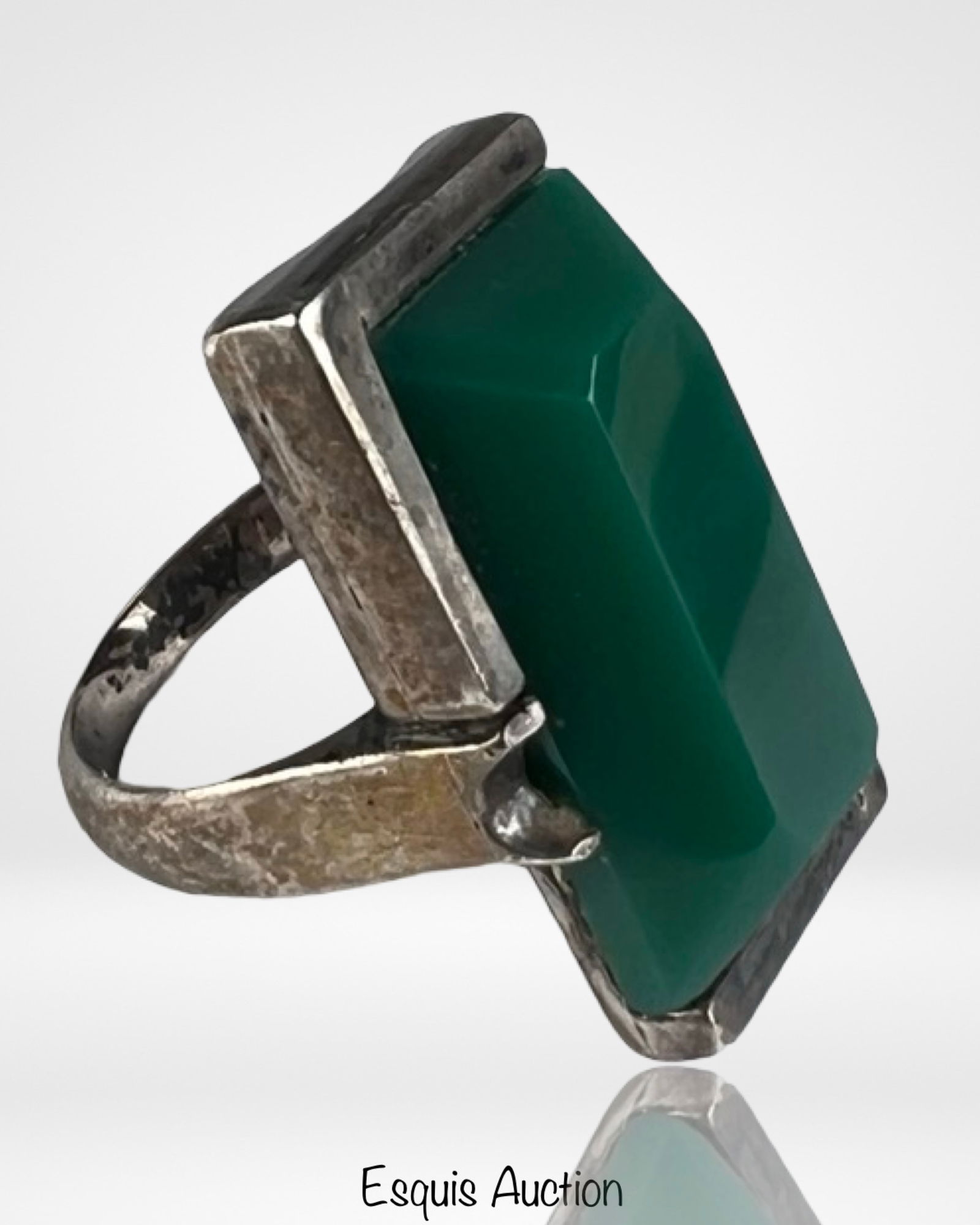 Art Deco Sterling Silver Green Stone Ring - 2