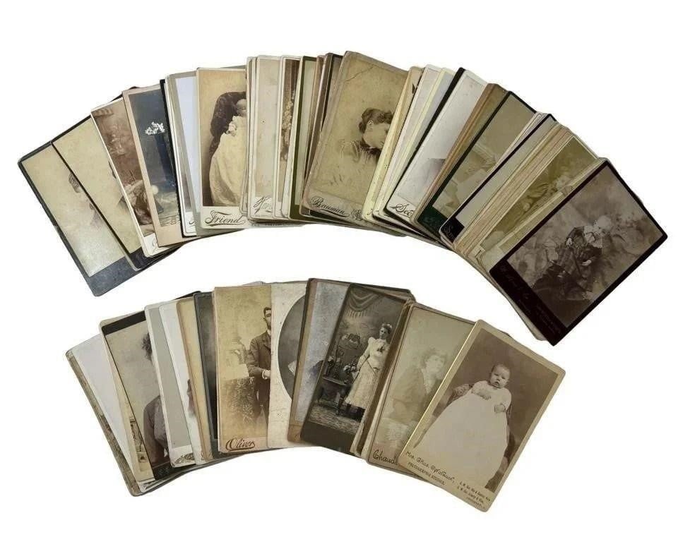 Group of 19th Century Cabinet Card Photographs (1 of 6)
