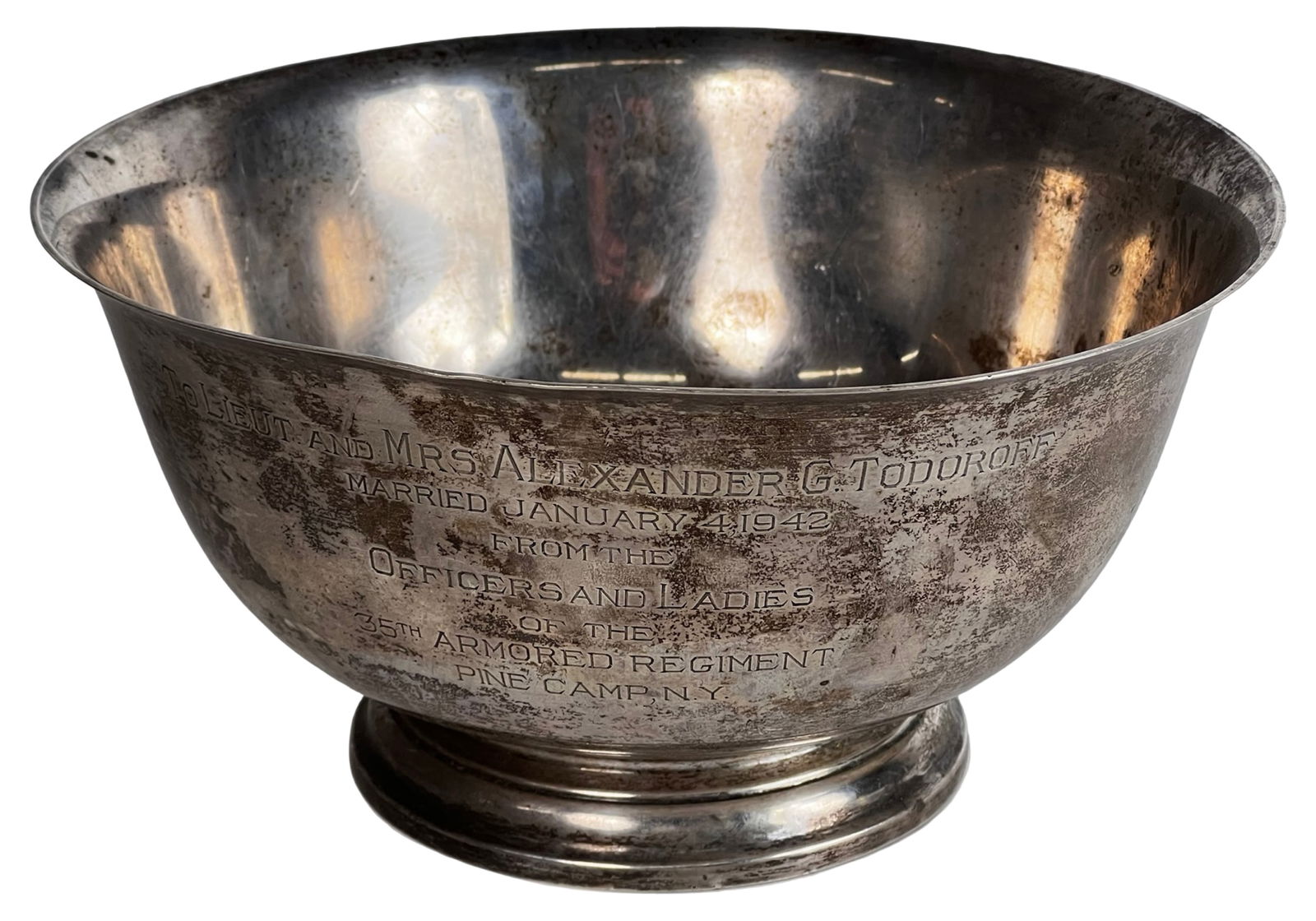 Gorham Paul Revere Solid Sterling Silver Bowl: Substantial and historically evocative Gorham "Paul Revere" solid sterling silver bowl. This elegant footed bowl features the classic Paul Revere form with wide flared rim and circular pedestal base.