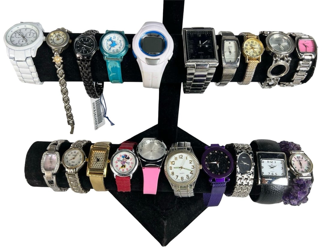 Assortment of Various Wrist Watches: Assortment of Various Wrist Watches, Untested, some might be as found.
