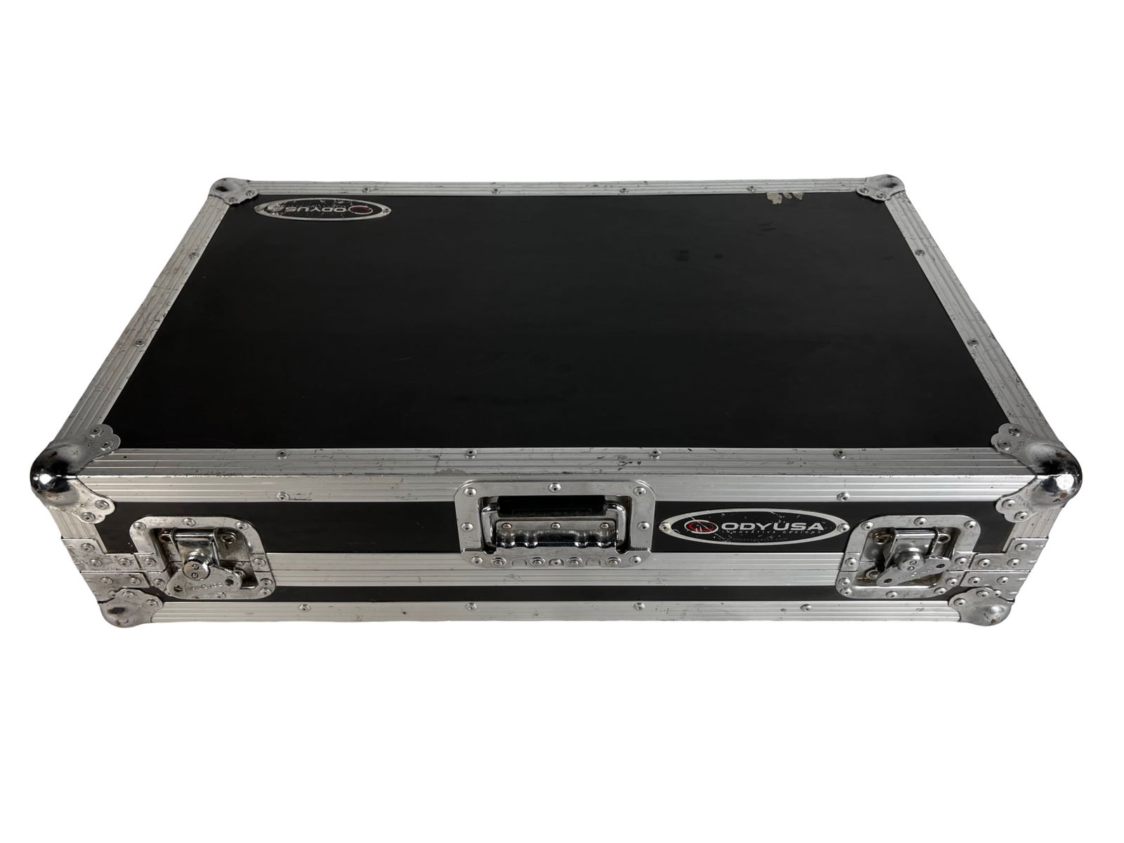 Odyssey DJ Glide Style Flight Case for Mixer: Professional Odyssey DJ glide-style flight case designed for transporting and protecting DJ mixers, controllers, or other audio equipment. Odyssey is well known for producing rugged cases used by DJs,