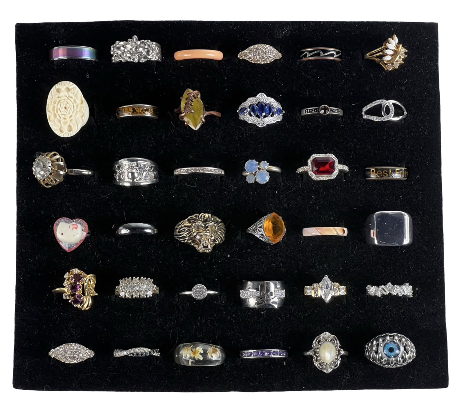 Elegance for Every Finger- 36 Lady's Rings: Explore a beautifully varied collection of 36 ladies' rings, showcasing an appealing mix of classic designs and modern statement styles. This diverse assortment offers something to suit many