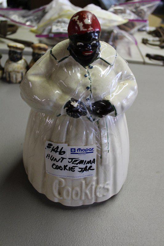Aunt Jemima ceramic cookie jar: Aunt Jemima ceramic cookie jar