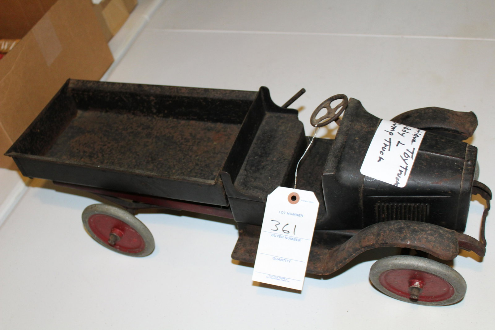Antique Buddy L toy dump truck: Antique Buddy L toy dump truck