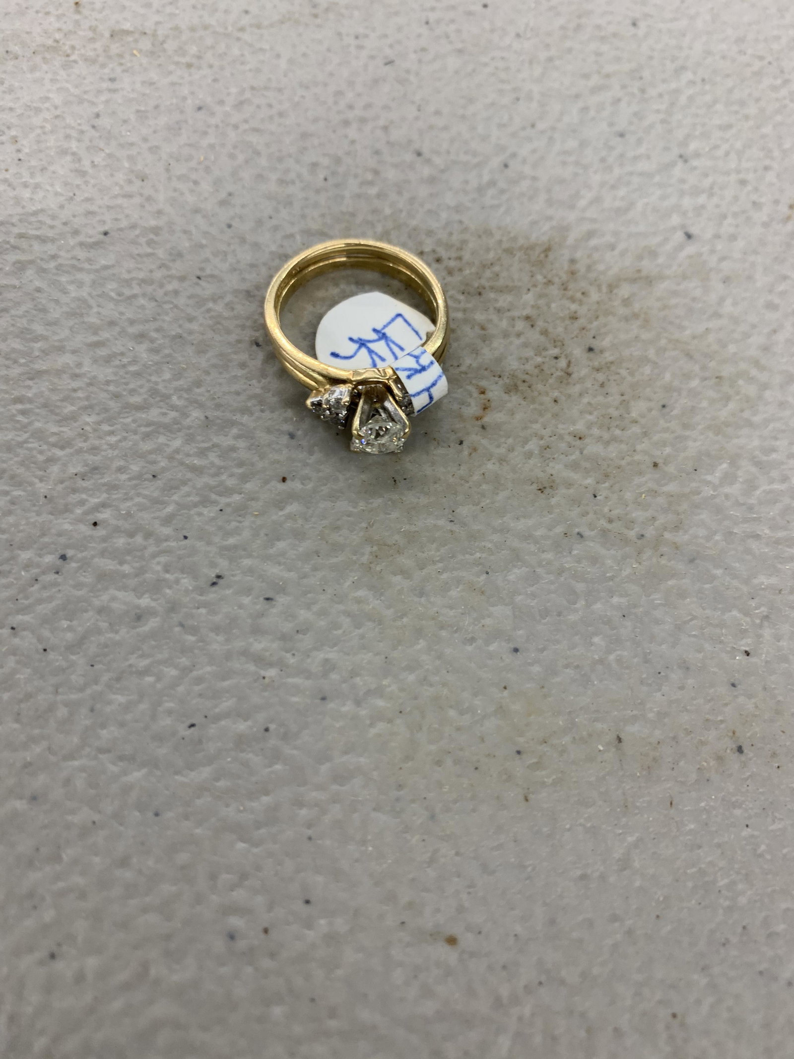 Diamond solitaire ladies ring, 14k with 2 diamond ring: Diamond solitaire ladies ring, 14k with 2 diamond ring guard