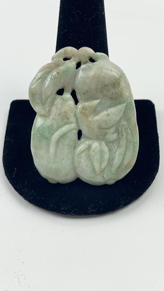 Vintage Chinese Jadeite Melon Pendent (1 of 4)