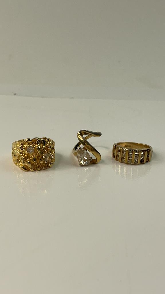 3 Mixed Gold Plated Rhinestone Woman's Rings (1 of 5)