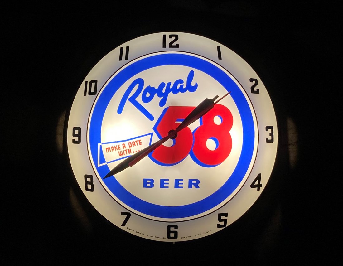 Royal 58 Beer "Mark & Dated With" Double Bubble Clock (1 of 3)