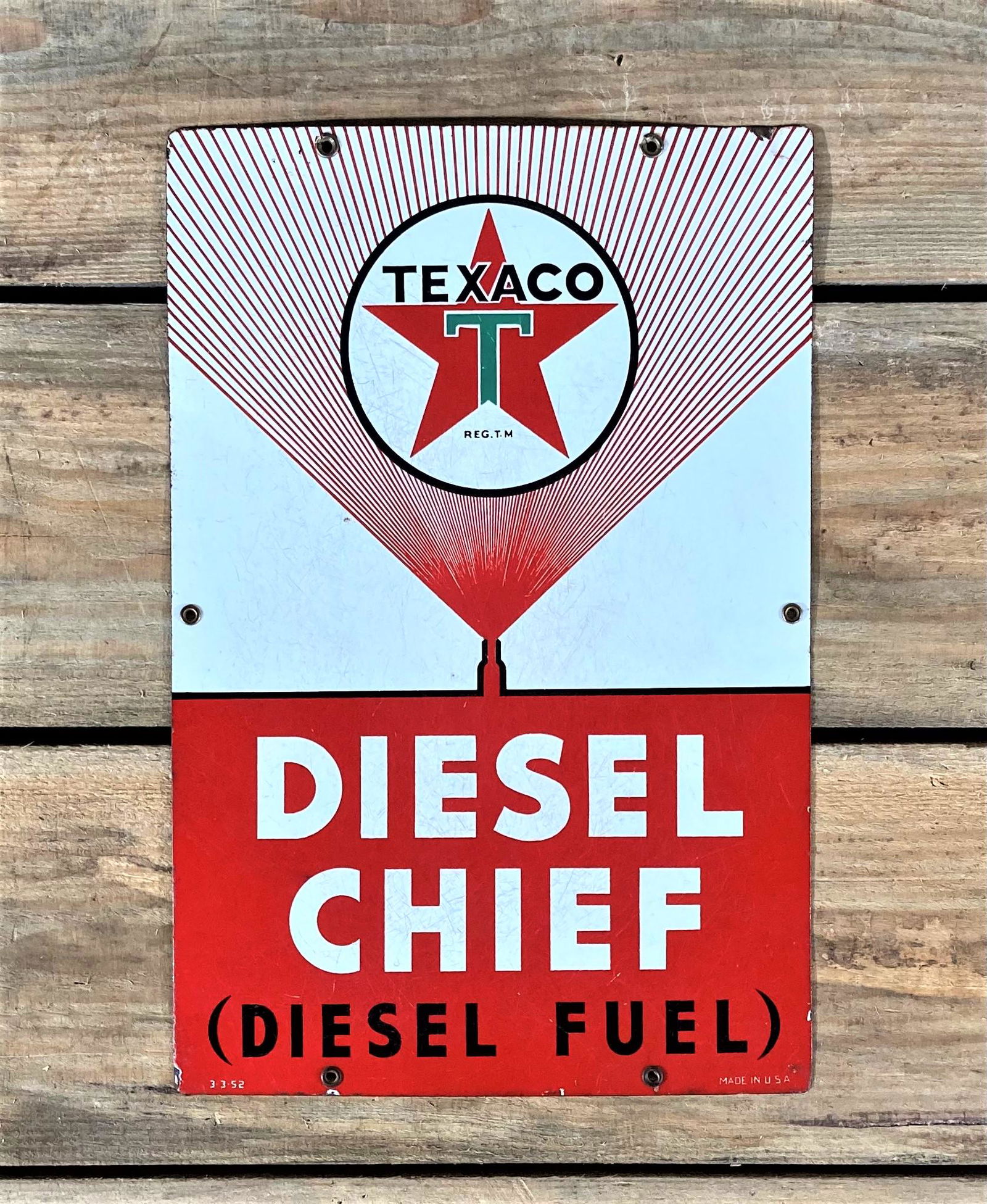 1952 Texaco White-T Diesel Chief SS Porcelain Sign 7.5 (1 of 2)