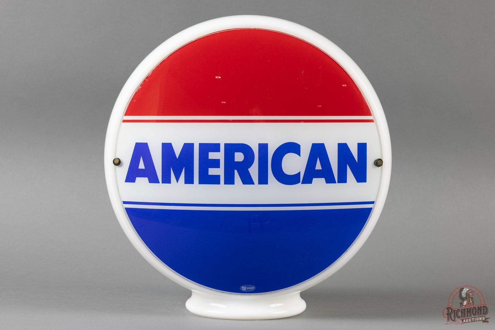 Complete American 12.5" Gas Globe & Wide Glass Body (1 of 4)