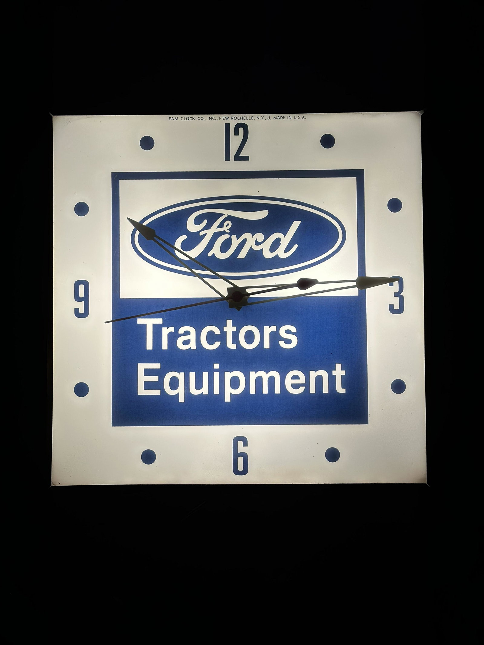Ford Tractors Equipment PAM Lighted Clock (1 of 3)