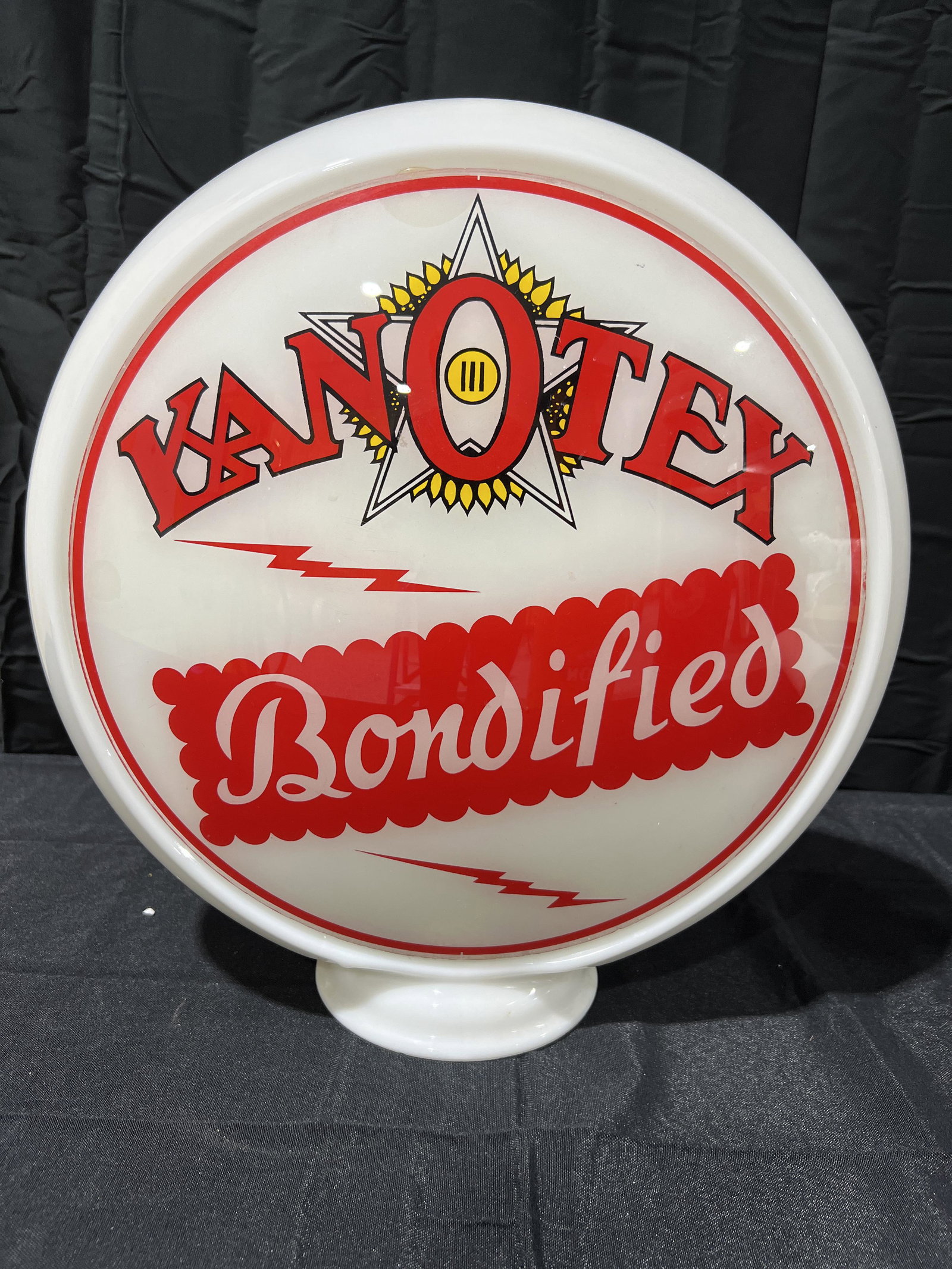 Kanotex Bondified Gas Pump Globe Gill Lenses Glass Body: Display lens is caulked into place and is in nice condition. Reverse lens has cracked area at 3 o'clock and chip on edge at 9 o'clock. This lens is also caulked into place (body is incorrect for these