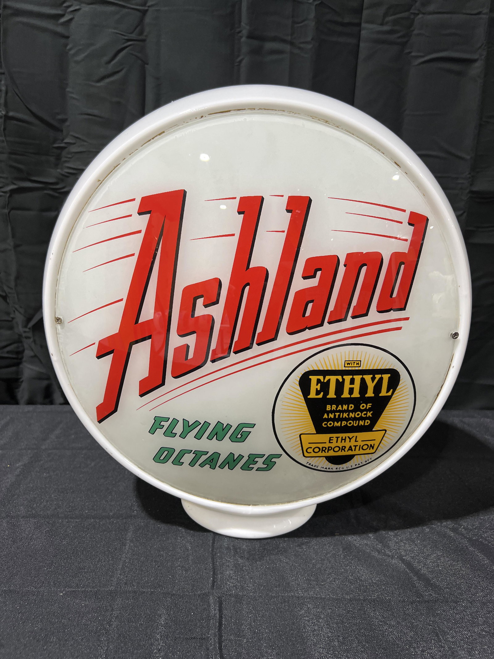 Ashland Ethyl Flying Octanes Complete 13.5" Gas Globe (1 of 2)