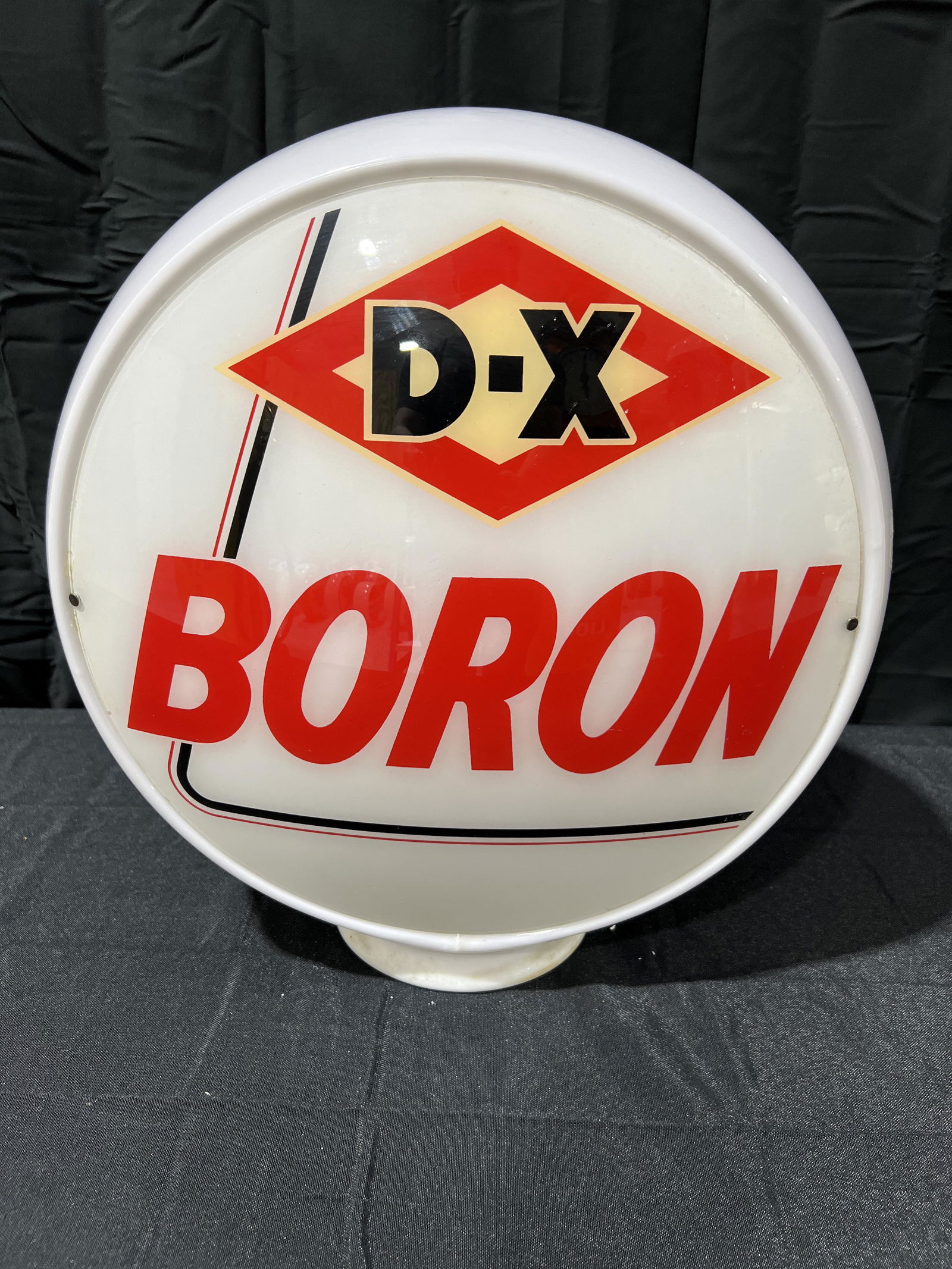 DX Boron Complete 13.5" Gas Pump Globe on Glass Body (1 of 2)