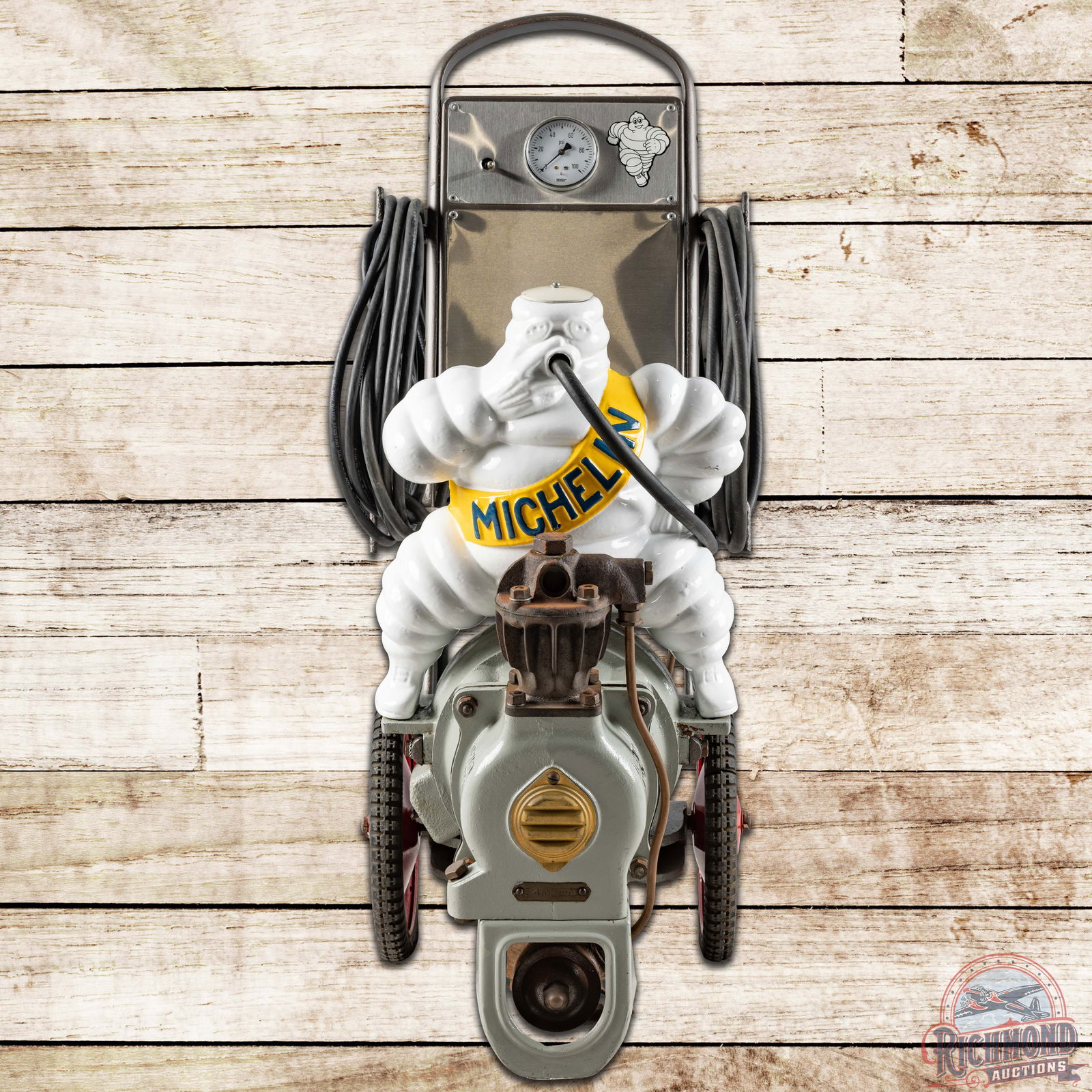 Michelin Air Pump Compressor w/ Bibendum (1 of 4)