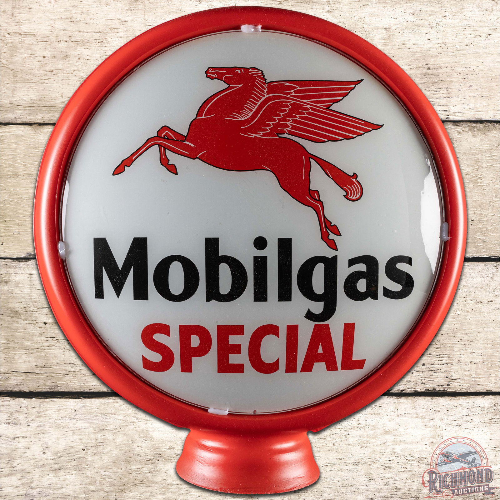 Mobilgas Special 15" Single Gas Pump Globe w/ Pegasus (1 of 6)