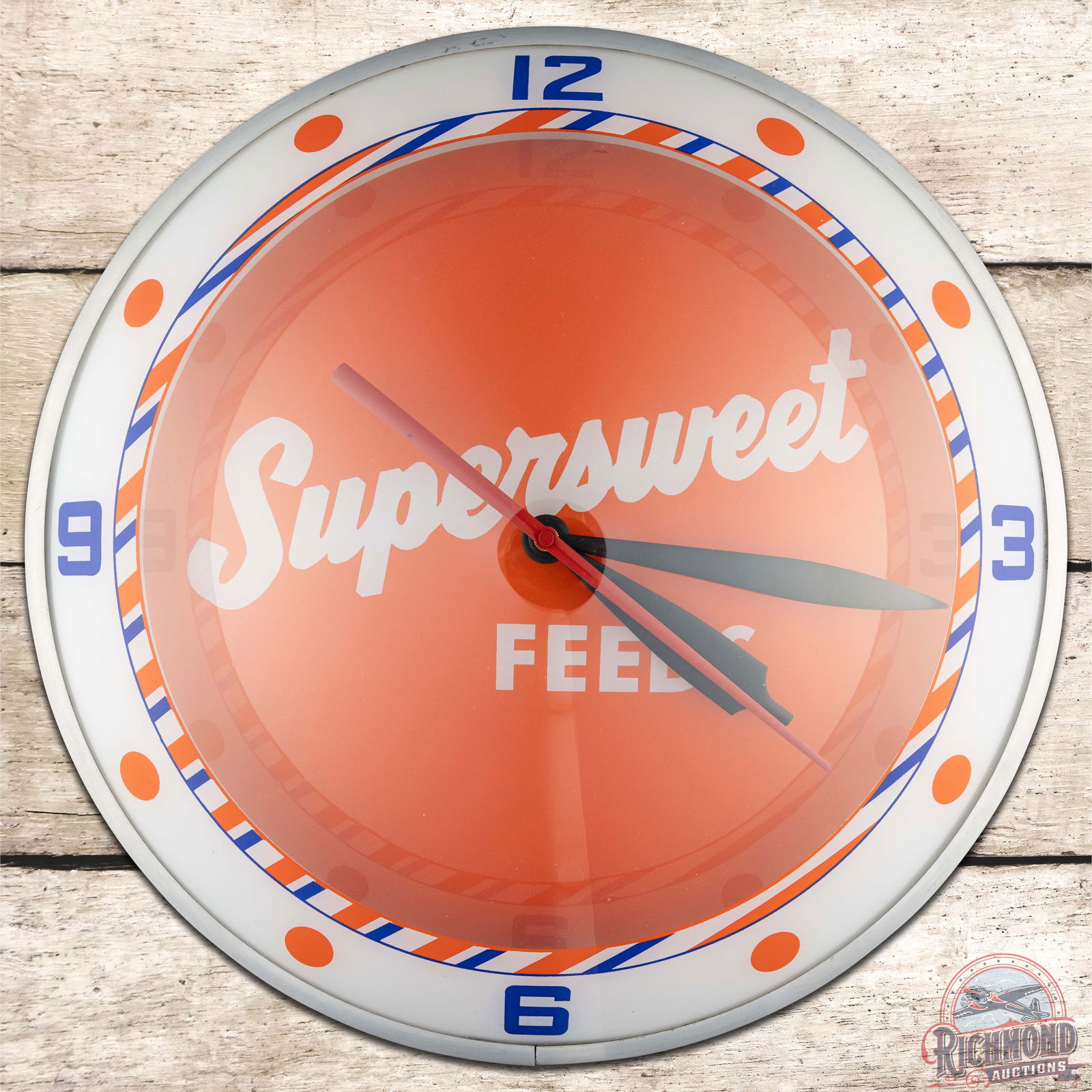 Supersweet Feeds 15" Double Bubble Advertising Clock (1 of 4)