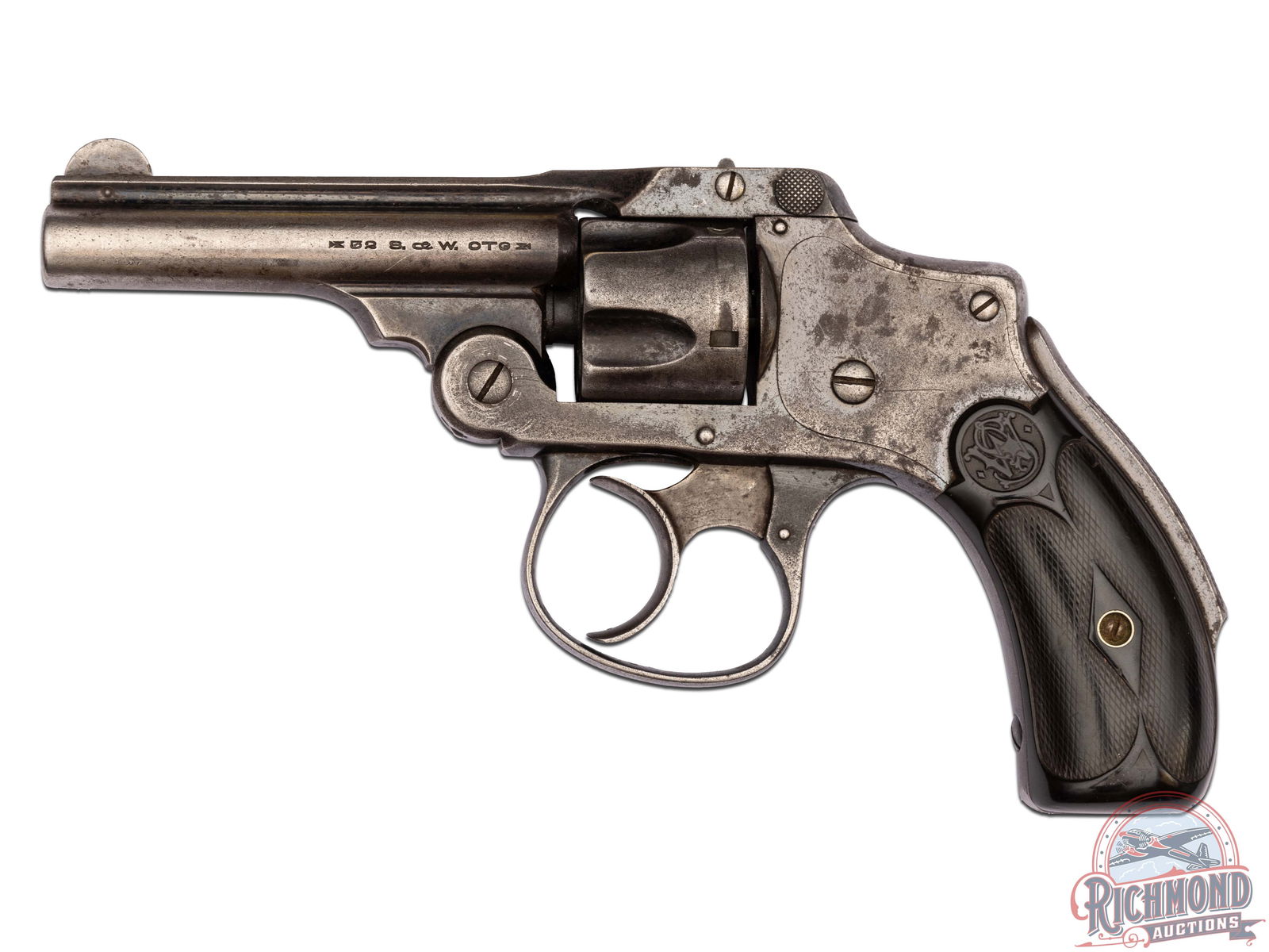 Smith & Wesson Lemon Squeezer Safety Hammerless 32 S&W Top Latch 3" Revolver: Manufactured circa 1920. This Lemon Squeezer features a 3" solid rib barrel with a pinned half-moon front sight and rear "V" notch sight. Matching cylinder and frame serial numbers. Top break action w